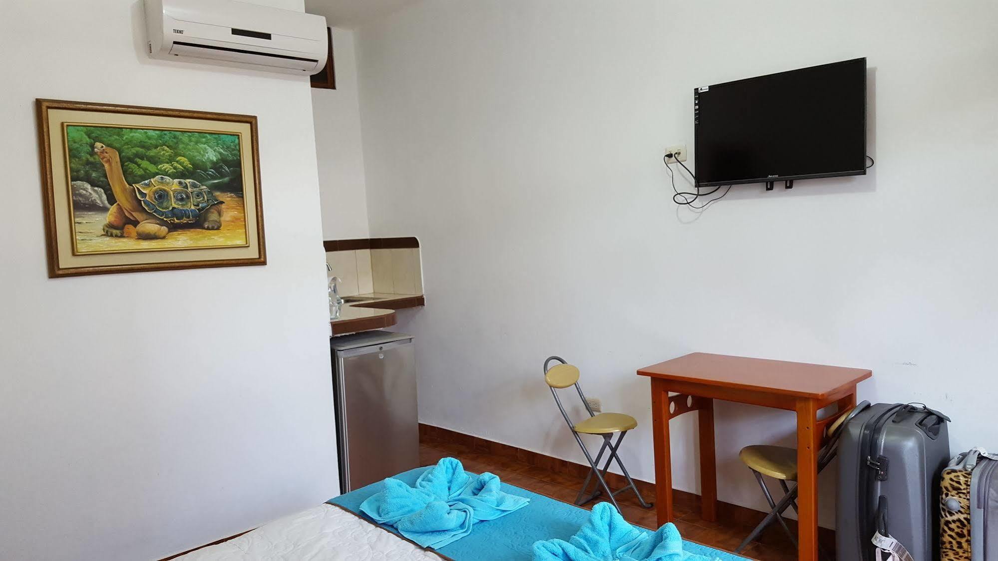 Hotel Coloma Galapagos Puerto Ayora  Exteriér fotografie